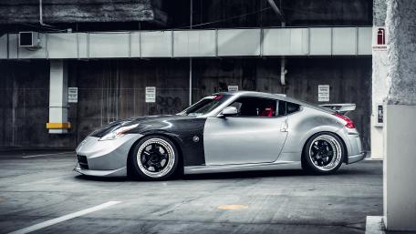 Porsche Elegance in Motion wallpaper