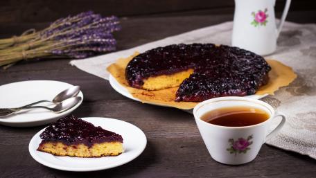 Lavender Cake and Tea Delight wallpaper