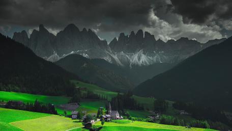 Funes Valley wallpaper