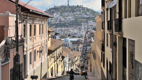 García Moreno Street in Quito wallpaper