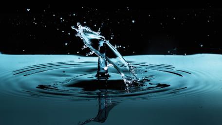 water splash wallpaper