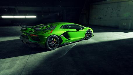 Lamborghini Aventador wallpaper