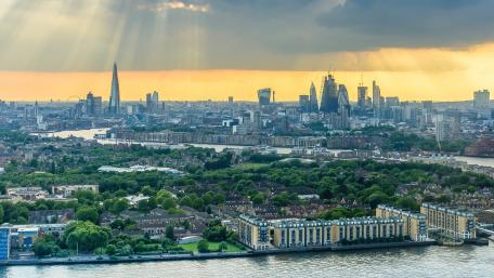 Breathtaking London Skyline Over the River Thames wallpaper