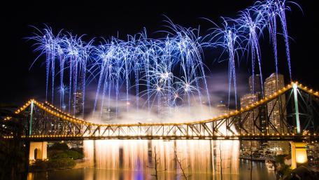 The Story Bridge During Riverfire in Brisbane wallpaper