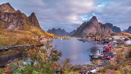 Norway fjords (Lofoten Islands) wallpaper