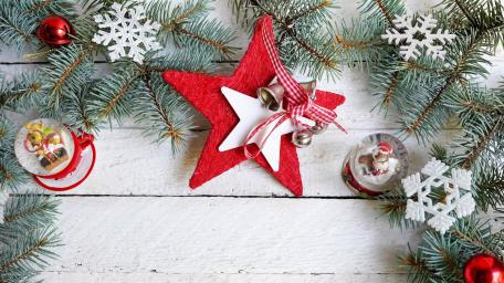 Festive Holiday Cheer wallpaper