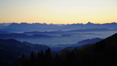 Hazy landscape wallpaper