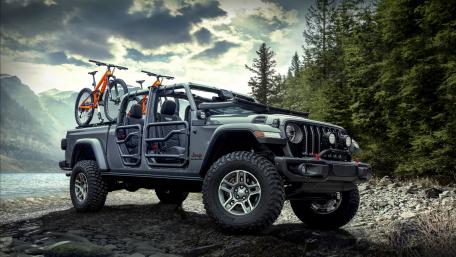 2020 Jeep Gladiator wallpaper