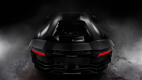 Sleek Power: The Ultimate Lamborghini Experience wallpaper