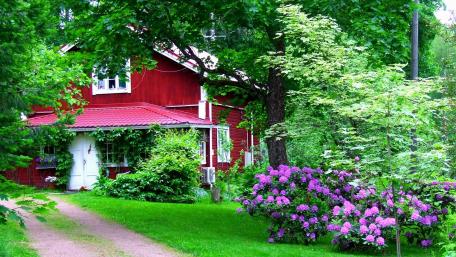 House garden wallpaper