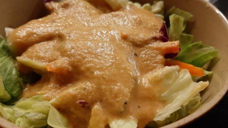 Salad with Ginger dressing wallpaper