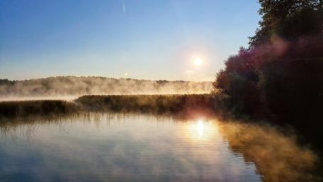 Sunrise at Wet Lake wallpaper
