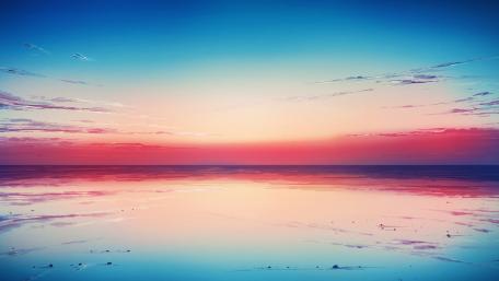 Tranquil Seascape at Dusk wallpaper