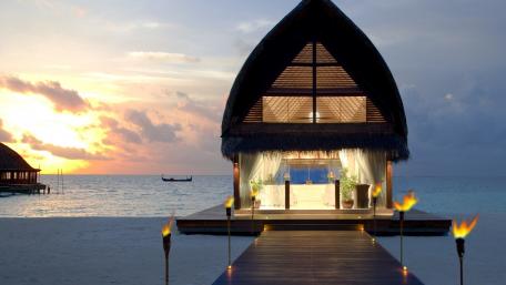 Wedding resort in Maldives wallpaper