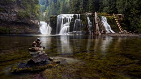 Tranquil Harmony in Nature's Embrace wallpaper