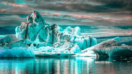 Frozen Serenity in Cerulean Hues wallpaper