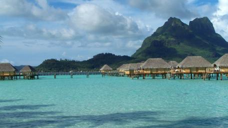 Paradise Awaits in Bora Bora wallpaper
