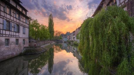 Charming Sunset Over Strasbourg Canal wallpaper
