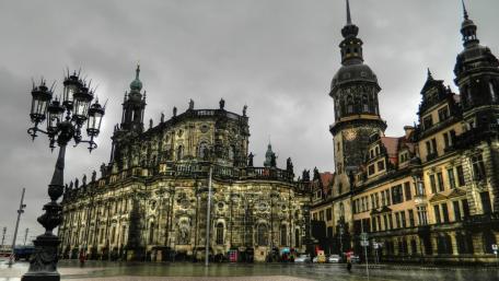 Historic Architecture in a Rainy Cityscape wallpaper