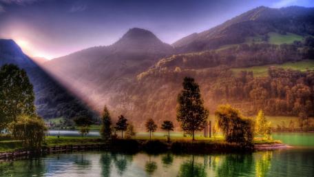 Serene Mountain Lake at Sunrise wallpaper