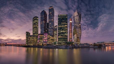 Stunning Moscow Cityscape at Twilight wallpaper