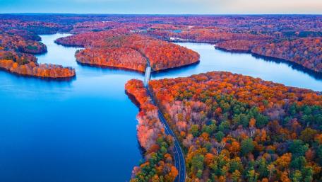 Autumn Serenity Unveiled in Nature's Palette wallpaper