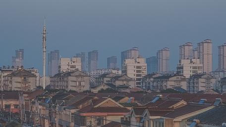 Cityscape at Dusk with Towering Skyscrapers wallpaper