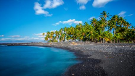 Tropical Paradise Awaits You wallpaper