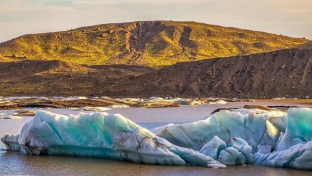Serene Glacial Landscape at Sunset wallpaper