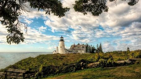 Serene Lighthouse by the Sea wallpaper