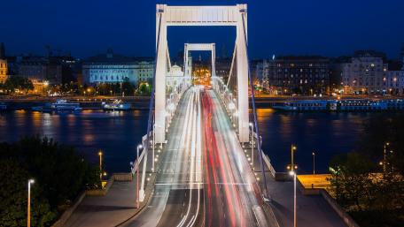 Elisabeth Bridge wallpaper