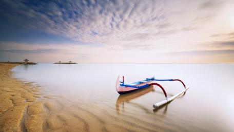 Tranquil Waters Awaiting Adventure wallpaper