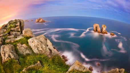 Seaside Serenity in Fisheye View wallpaper