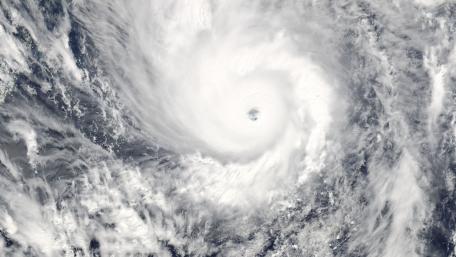 Super Typhoon Yolanda Approaching the Philippines wallpaper
