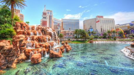 Luxurious Resort in a Vibrant Cityscape wallpaper