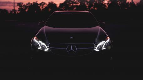 Sleek Night Drive Mercedes Wallpaper wallpaper