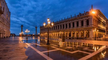 Serene Night in Venice's Iconic Square wallpaper