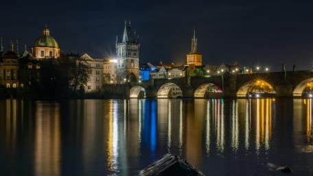 Charles Bridge by night wallpaper