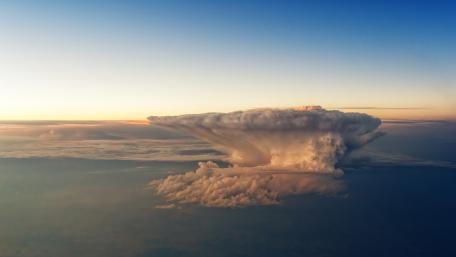 Majestic Thunderhead Clouds Over the Horizon wallpaper