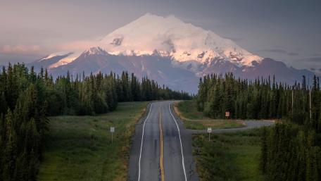 Serene Mountain Road Journey wallpaper