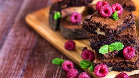 Raspberry brownie wallpaper