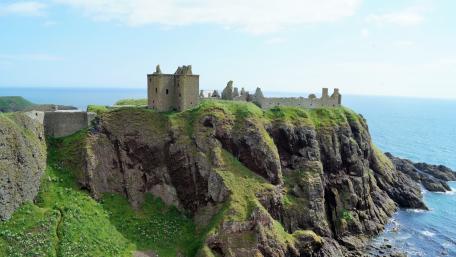 Dunnottar Castle, Scotland wallpaper