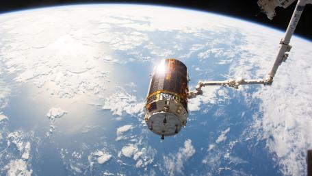Japanese HTV-6 Released from Station wallpaper
