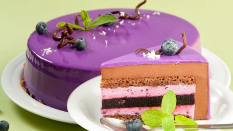 Delicious Purple Layered Cake Wallpaper wallpaper