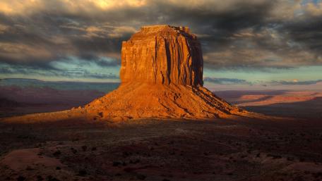 Monument Valley wallpaper