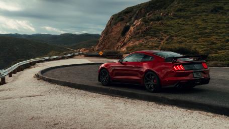 Ford Mustang Shelby GT500 wallpaper