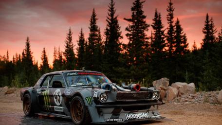 Sunset Blaze and a Sporty Ford Classic wallpaper