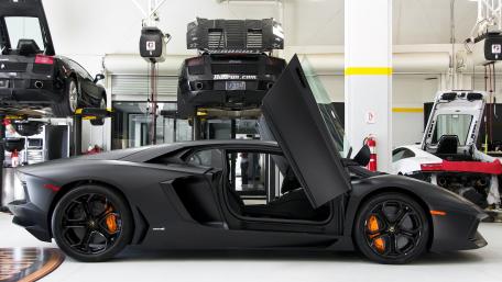 Sleek Lamborghini in a Modern Garage Scene wallpaper