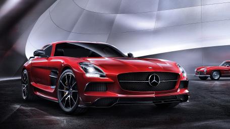 Red Elegance: Mercedes Dream Car Wallpaper wallpaper