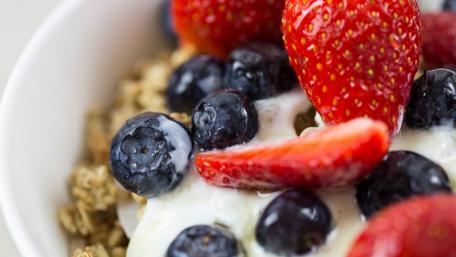 Fresh Summer Cereal Delight with Berries and Yogurt wallpaper